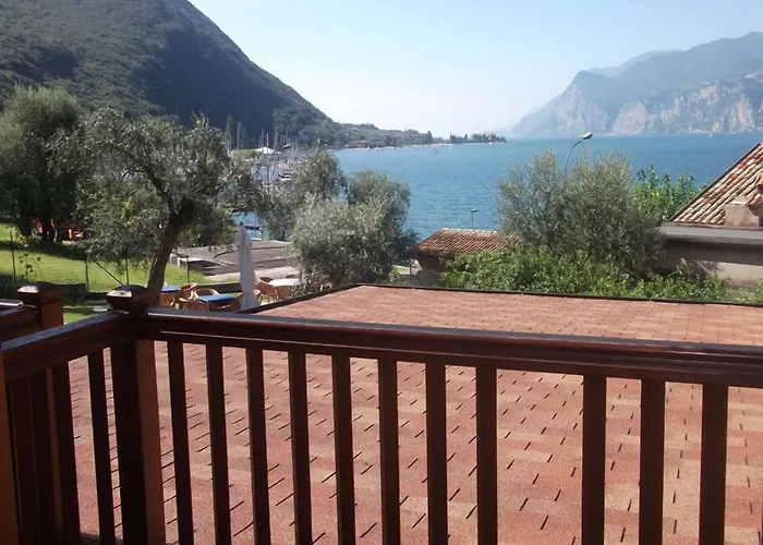 Albergo Navene Navene