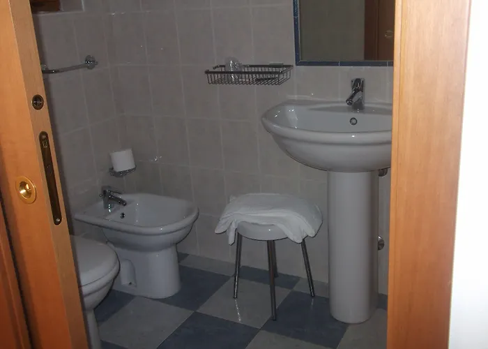 Albergo Navene 2* Navene