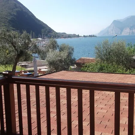 Albergo Navene Navene