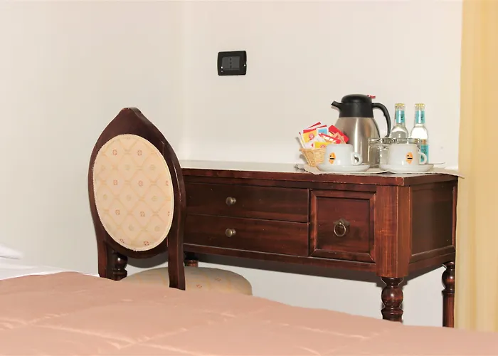 Albergo Navene Ξενοδοχείο